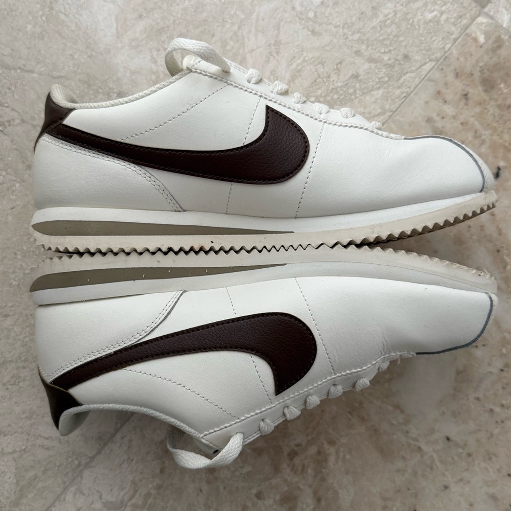Nike Women's Cortez Leather - Picture 5 of 9